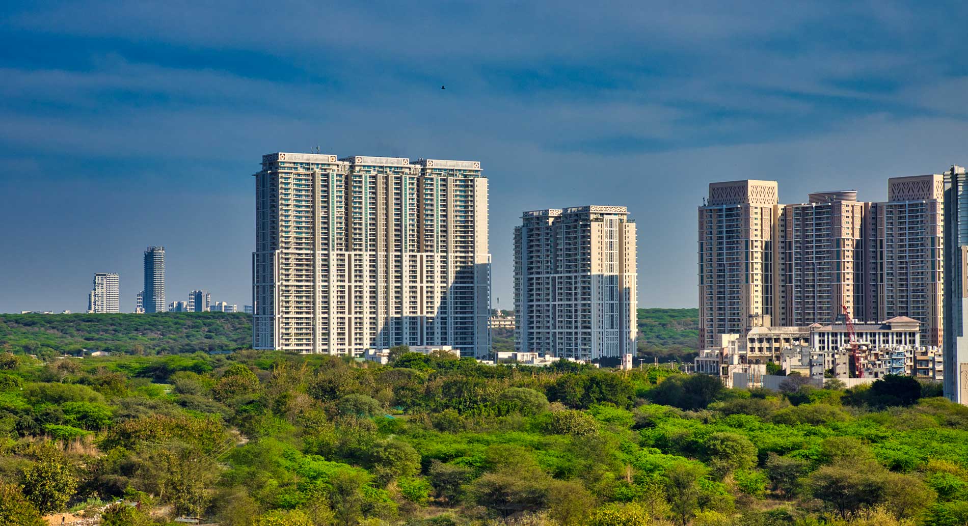 DLF The Crest Sector 54 Gurugram | Ultra Luxury 3, 4 & 5 BHK Apartments on Golf Course Road