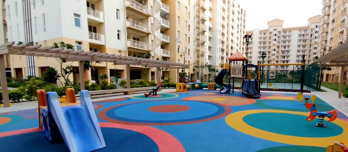 Emaar MGF Palm Hills Sector 77 Gurgaon Ready to Move Apartments