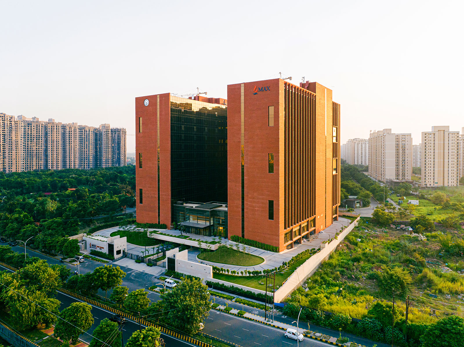 Max Square Sector 129 Noida Premium Office Spaces